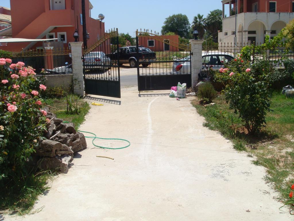 Villa Zenap Agios Georgios  Luaran gambar